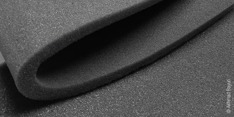 Close-up: a thin comfort foam topper