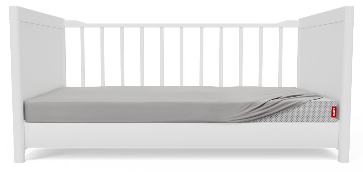 A cot with a SuperBreeze Kids Mattress and a BODYGUARD Fitted Sheet 70x140.
