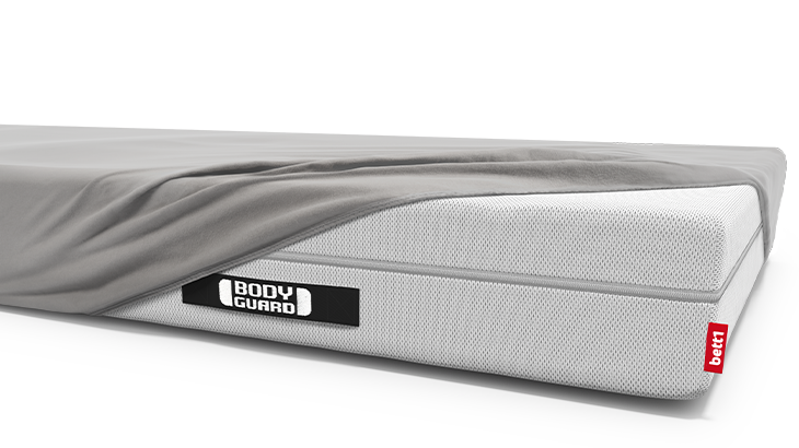 The BODYGUARD Mattress covered with the BODYGUARD Jersey Fitted Sheet 120x200 cm.