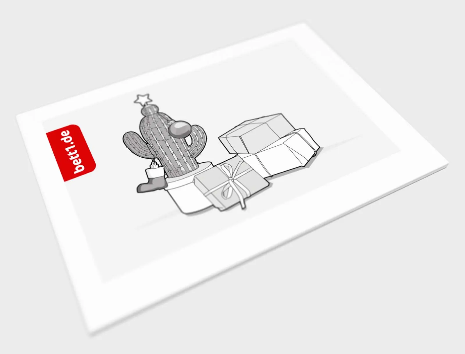 Der bett1.de Geschenk-Gutschein – Motiv zu Weihnachten:  ein weihnachtlich geschmückter Kaktus, mit Geschenken daneben.