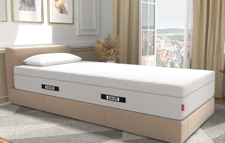 Einzelbett mit BODYGUARD Boxspring Matratze 90x200 cm.