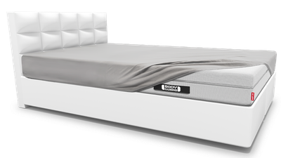 Die BODYGUARD Matratze liegt auf einem Boxspringbett und ist bezogen mit dem BODYGUARD Jersey Spannbettlaken 200x200 cm.